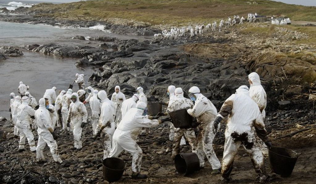 Oil Spill in the Galapagos Islands of Ecuador