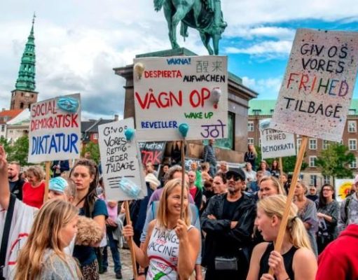 Denmark’s Protest against “Epidemilov”, a Proposed Law that Would Allow Forced Testing, Vaccination, and Isolation