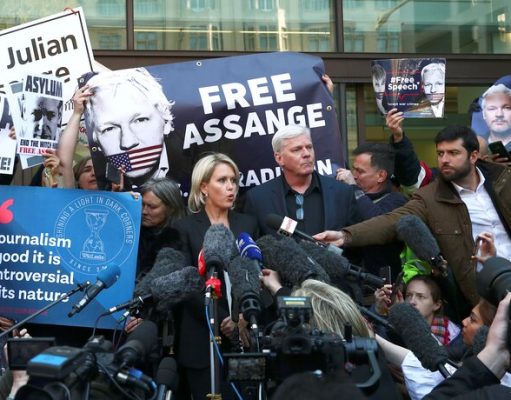 Julian Assange’s Supporters, Including Politicians, Respected Journalists, and Prominent Artists, Demand His Freedom