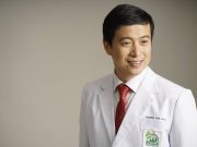 Filipino Doctors Protested Against Vaccinating Children